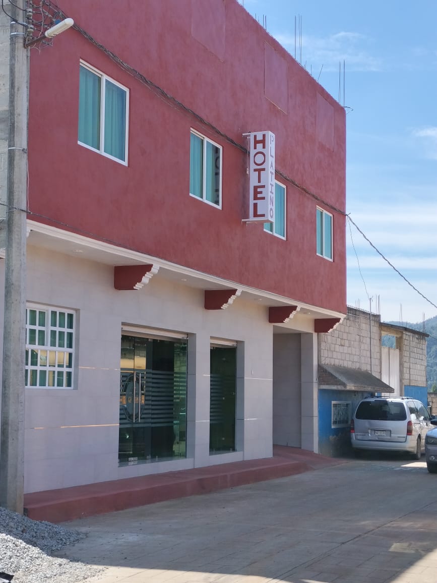 HOTEL PLATINO AHUAZOTEPEC